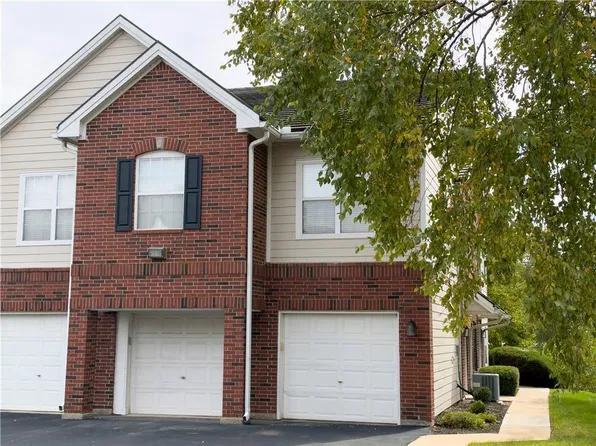 11630 Tomahawk Creek Pkwy APT J, Leawood, KS 66211