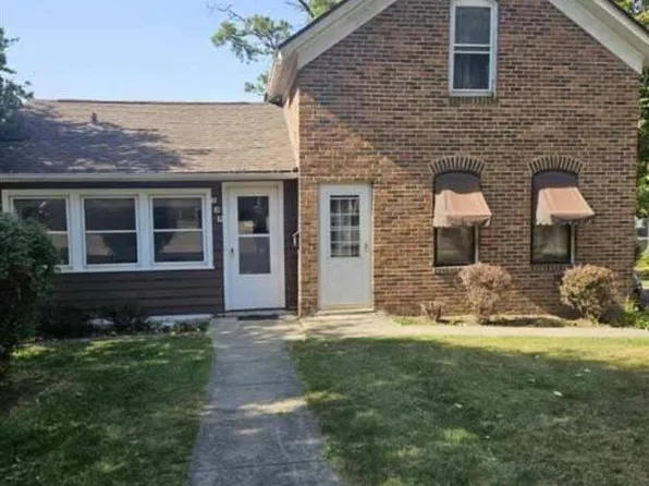 230 N 6th St, Mankato, MN 56001