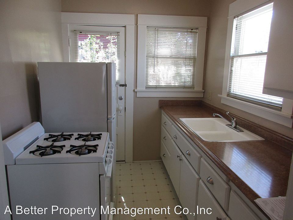 1st image of 232 Loma Ave APT B