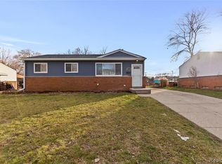 35459 Glover St, Wayne, MI 48184