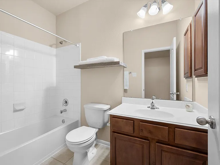 26 Canterborough Pl — Photo 23