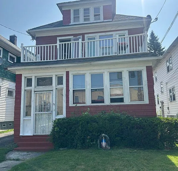 81 Saint Florian St #LOWER — Photo 3