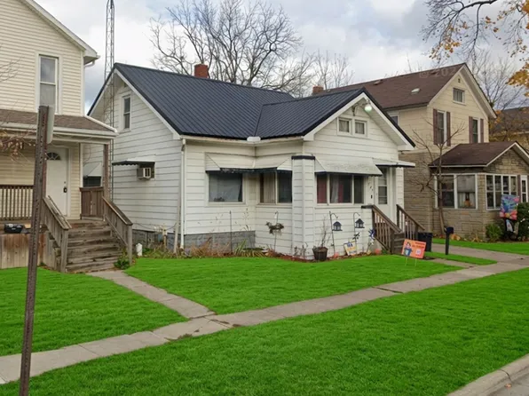 937 Howard St, Port Huron, MI 48060