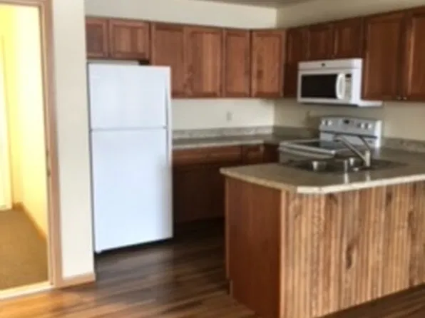 230 Bower St #103, Vermillion, SD 57069