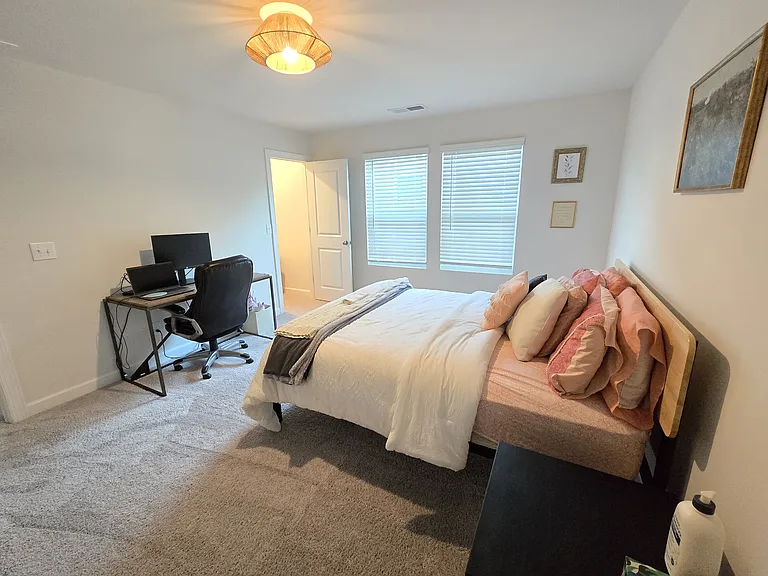 4058 Armstrong Farm Dr — Photo 33