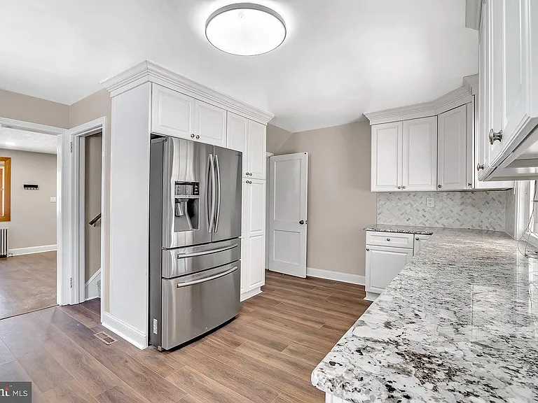 32 Cranbury Rd — Photo 13