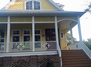 702 E Cooper Ave, Folly Beach, SC 29439