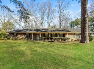 5606 Warwick Dr, Jackson, MS 39211