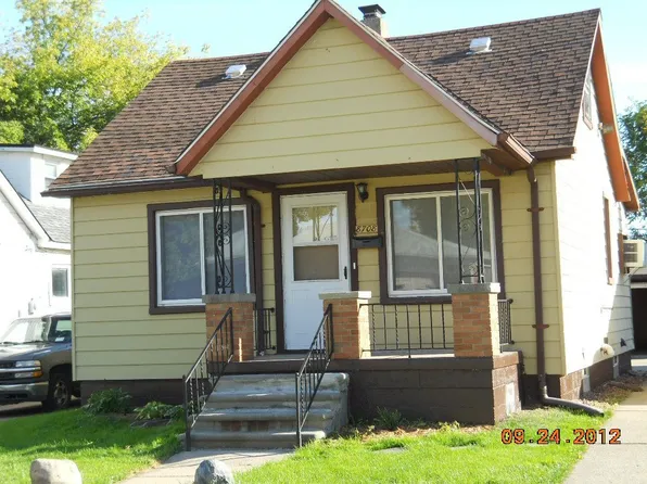 8708 Jewett Ave, Warren, MI 48089