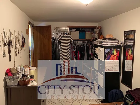 Rented by City Stop Realty | media 4