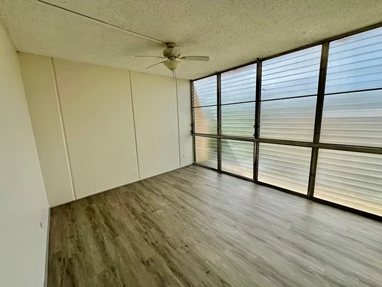 95-2057 Waikalani Pl #406 — Photo 3