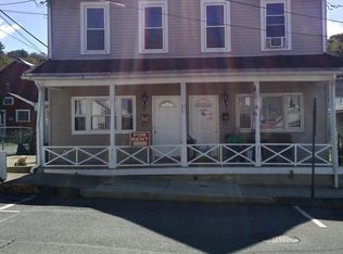 315 W Washington St, Slatington, PA 18080