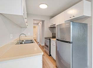 LOW RENTS AND 1 MONTH FREE! | Unionaire Apartments | NEW MANAGER!, Tacoma, WA 98405