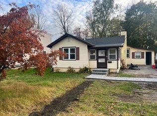 12 Vail Rd, Lake Hiawatha, NJ 07034