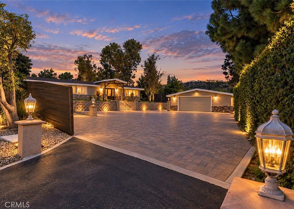 1st image of 12756 Barrett Ln