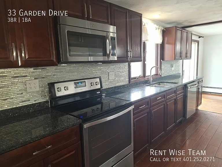 33 Garden Dr — Photo 11