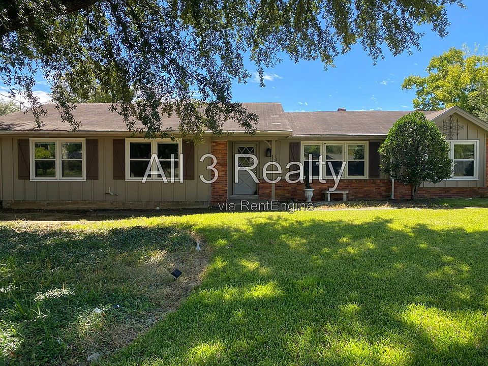1st image of 3012 Lansdowne Dr