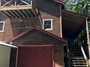 18085 Mill Creek Ln, Girard, IL 62640