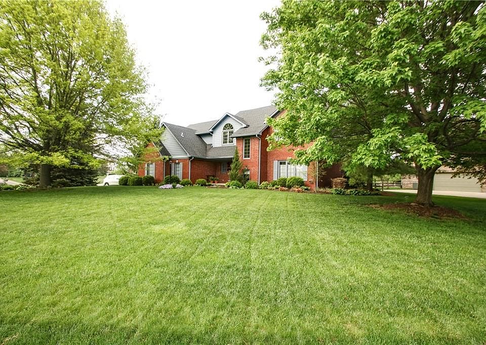 1st image of 7267 Lakeside Woods Dr