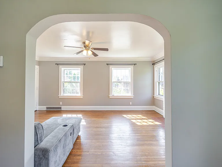 3631 Rolliston Rd #UP — Photo 8