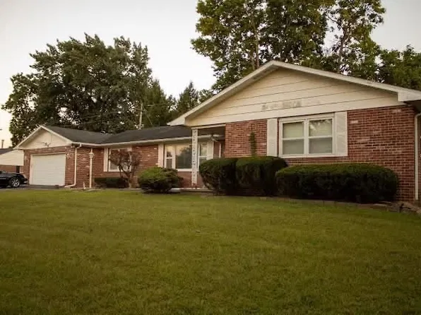 10 Terrace Ave, Danville, IL 61832