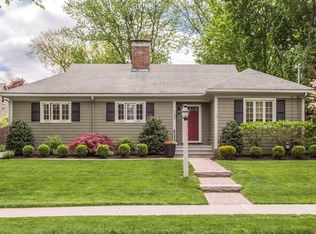525 Brook Rd, Milton, MA 02186