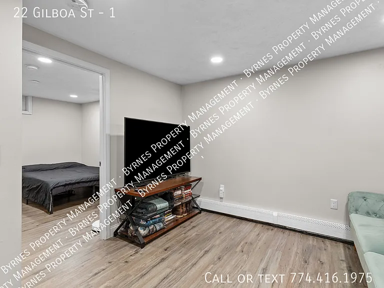 22 Gilboa St #1 — Photo 2