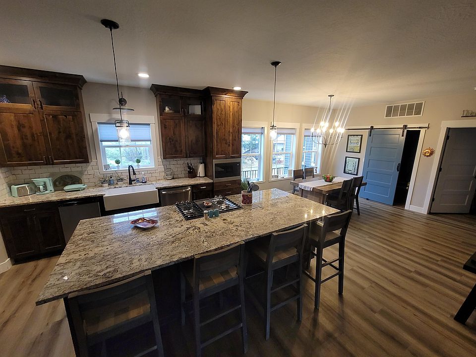 2nd image of 1214 High Way #91