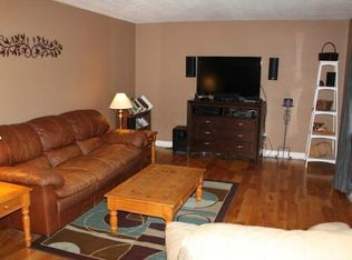 7486 Refugee Rd SW, Pataskala, OH 43062