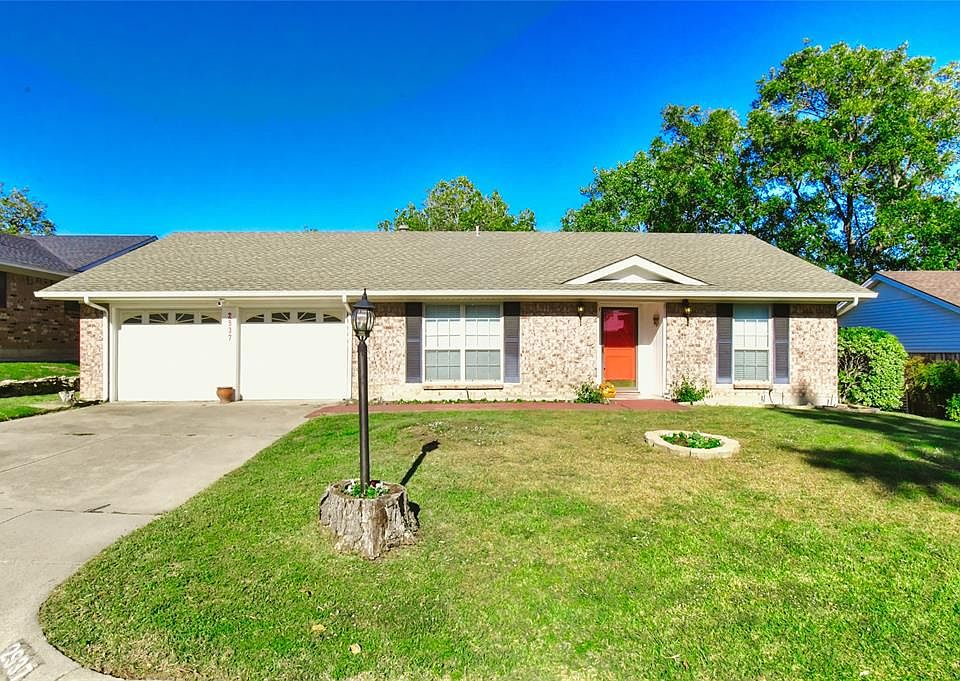 1st image of 2937 Portales Dr