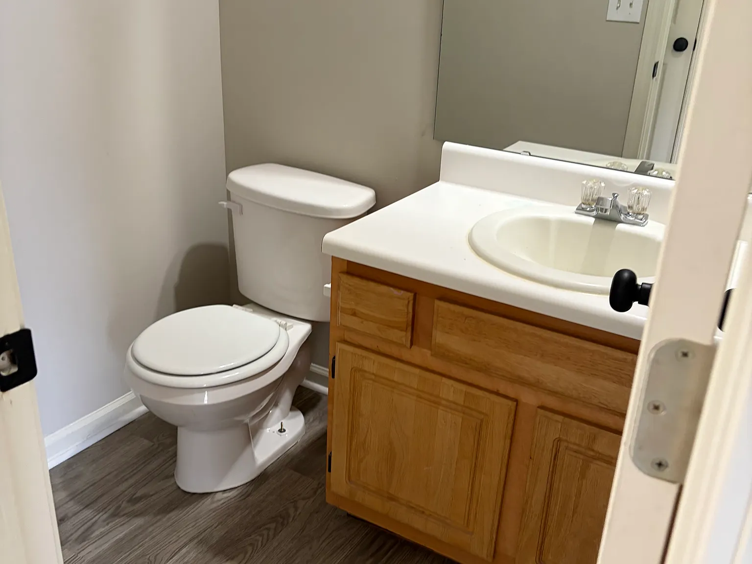 3 bed, 2.5 bath, 1400 sqft, $1,800 — Photo 2