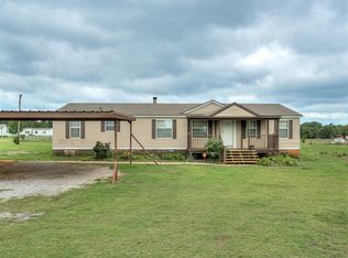 105 Sunset Dr, McLoud, OK 74851