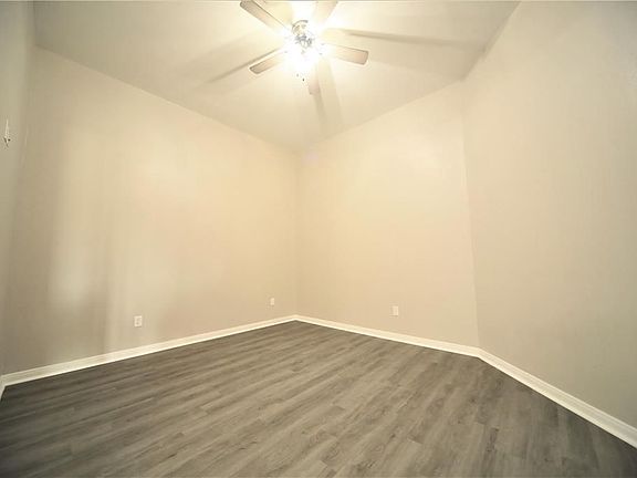 5th image of 12328 N Chestnut Hills Dr
