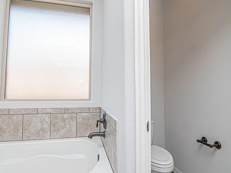 2323 Vista Ridge Rd — Photo 8