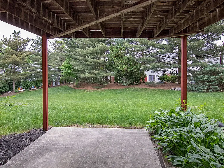 4129 Nantucket Dr — Photo 52