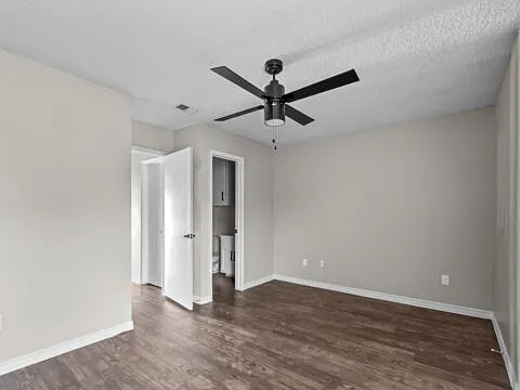 Kings Landing Apartments — Photo 45