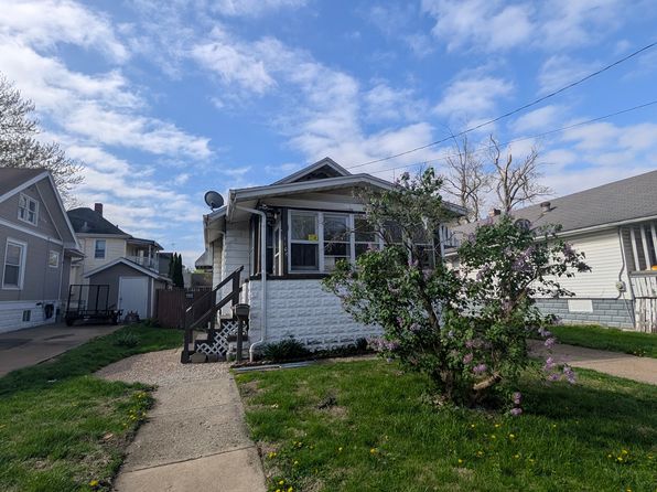 1108 E Arcadia Ave