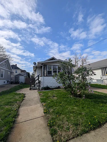 1108 E Arcadia Ave Photo 1