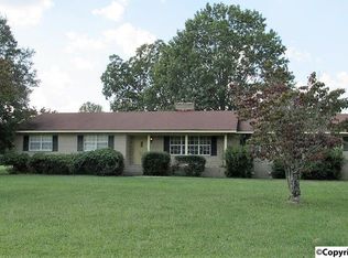 2824 Walnut St, ALBERTVILLE, AL 35950