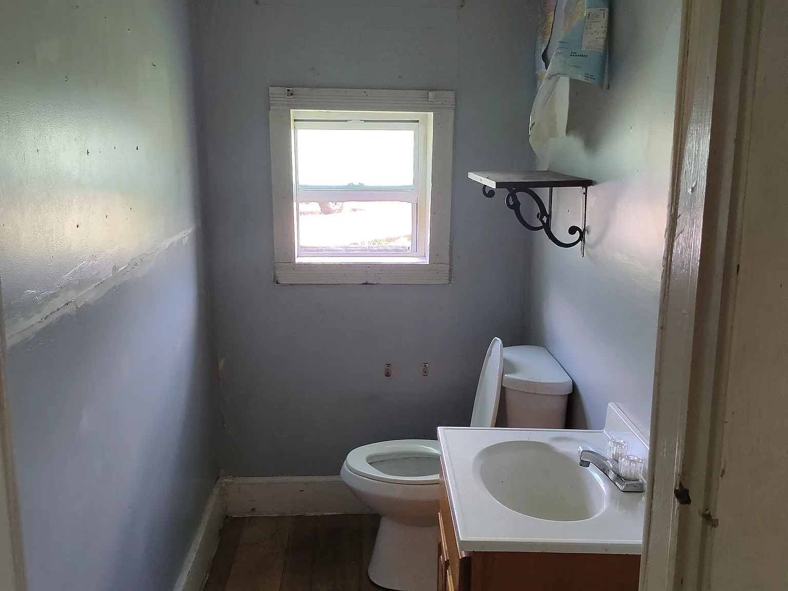 2 bed, 1.5 bath, 1442 sqft, $900 — Photo 3