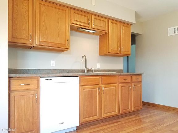 5th image of 3663 E Lunham Ave