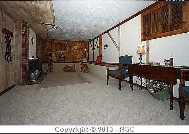 3819 S Midsummer Ln — Photo 16