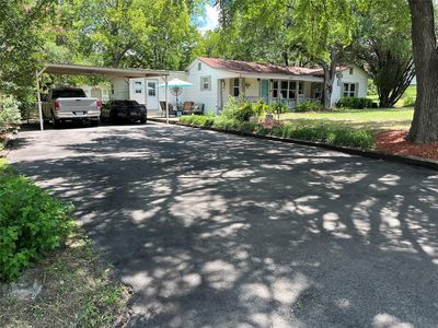 209 Marquette Ave, Azle, TX, 76020