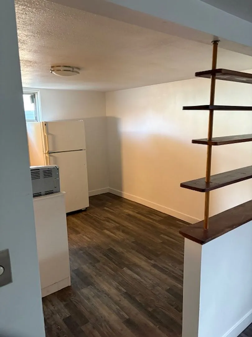 418 Lola Lane — Photo 4