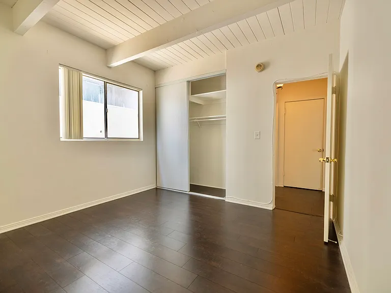 451 S Oakhurst Dr #3 — Photo 4