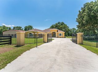 1814 Gallagher Rd, Dover, FL 33527