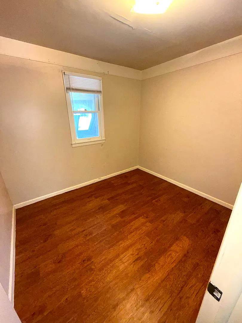 57951 Grand River Avenue - 3 — Photo 3