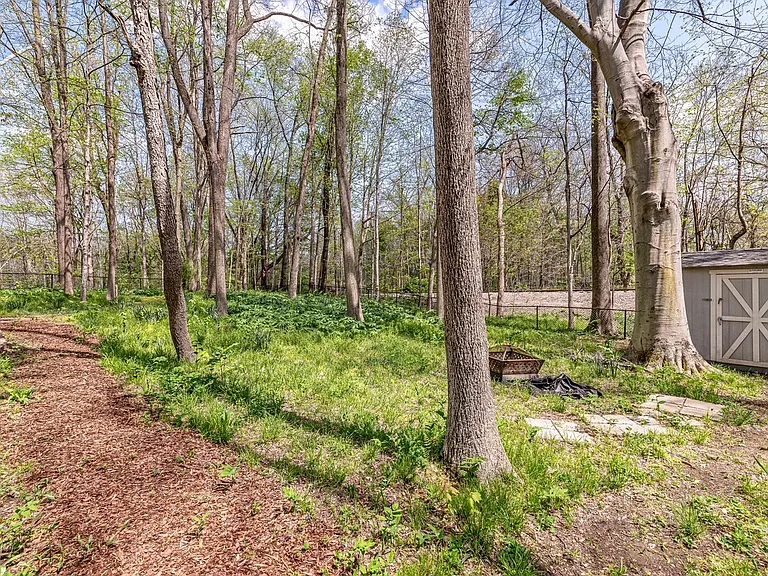 365 Beechwood Dr — Photo 39