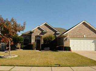 507 Titleist Dr, Mansfield, TX 76063