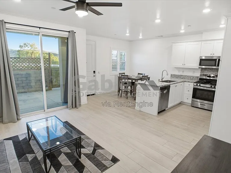 22728 Harmony Dr — Photo 5